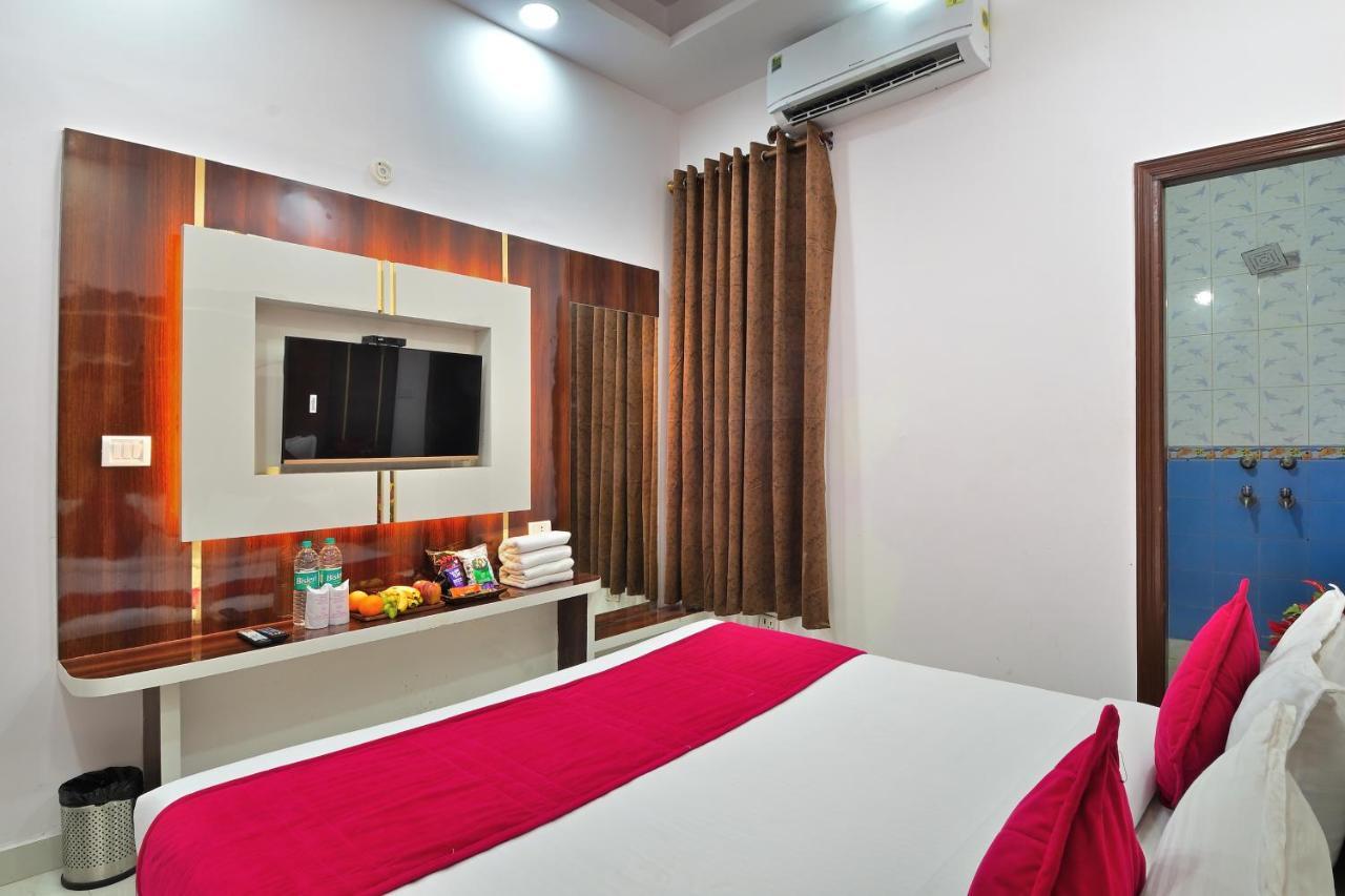 Hotel Star Villa - Budget Friendly Нью-Делі Екстер'єр фото