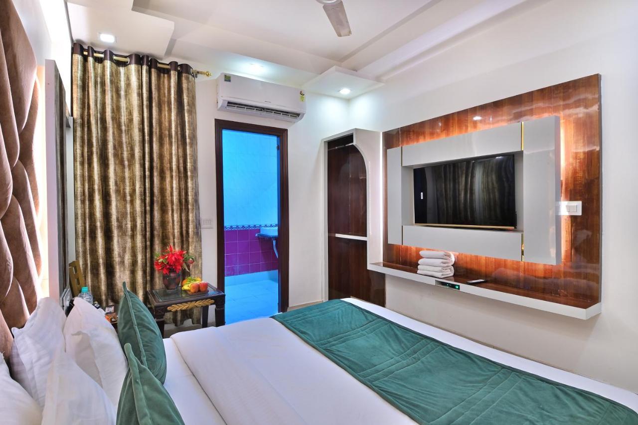 Hotel Star Villa - Budget Friendly Нью-Делі Екстер'єр фото
