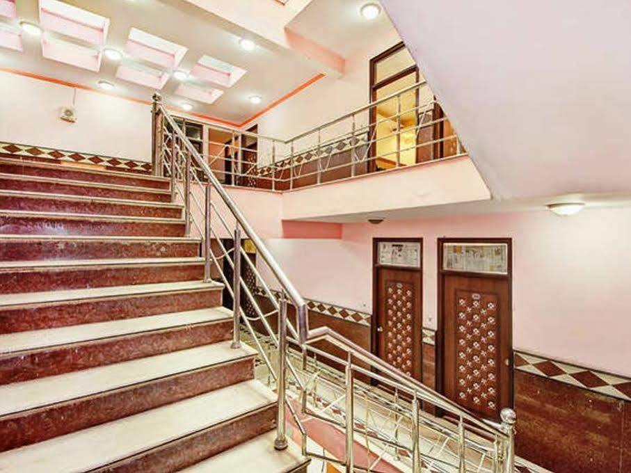Hotel Star Villa - Budget Friendly Нью-Делі Екстер'єр фото